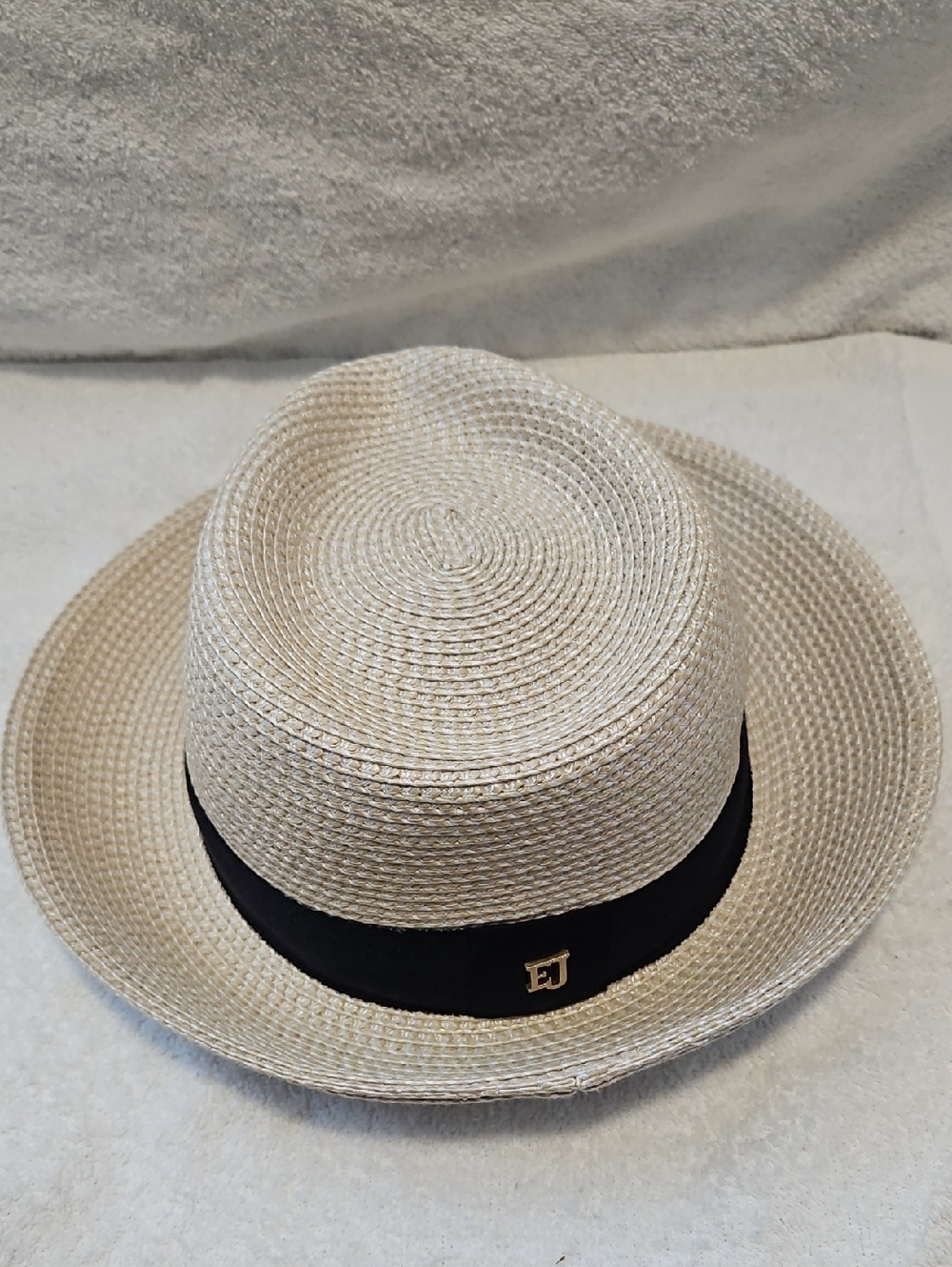Eric Javits Straw Fedora in Natural with Black Band New - Picture 3 of 15